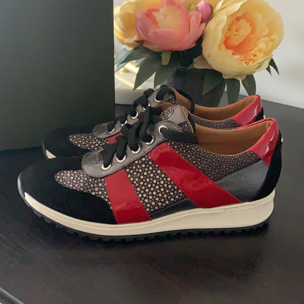 New In Box Authentic Longchamp Sneakers